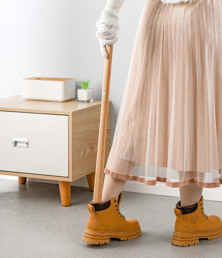 Extra Long Shoe Horn with Curved Smooth Surface and Comfortable Grip