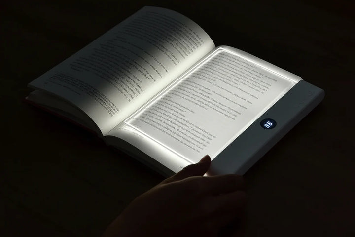 Rechargeable Clip-On Book with Flexible Neck and Soft LED - Lenila