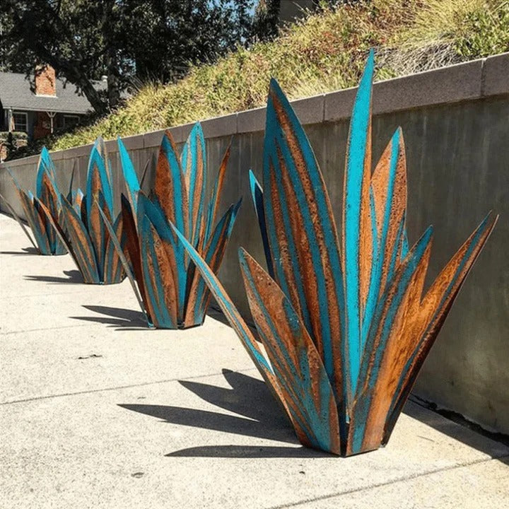 Outdoor Garden Lamp with Agave Design - Lenila