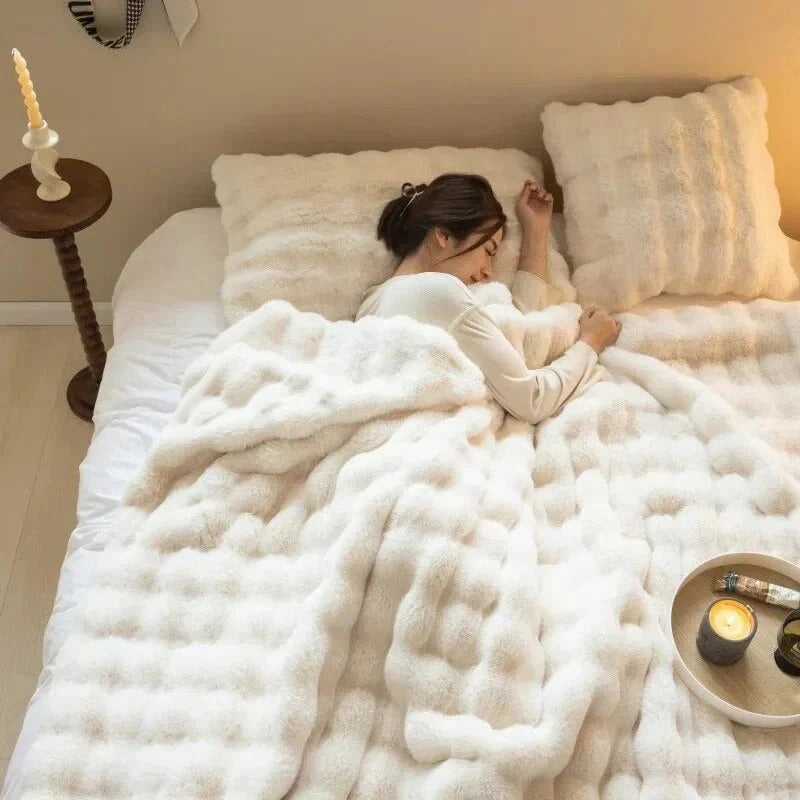 Multi-Season Blanket Soft Warm Lightweight