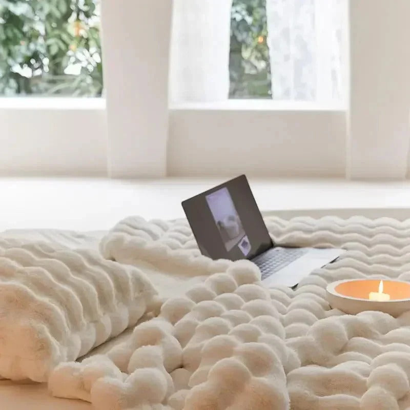 Multi-Season Blanket Soft Warm Lightweight