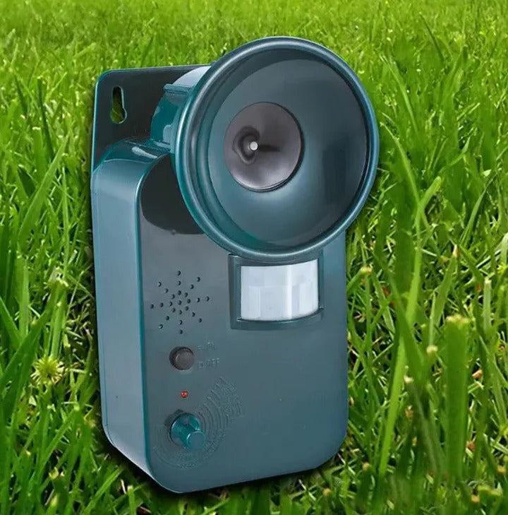 Ultrasonic Outdoor Animal Repeller with Motion Sensor - Lenila