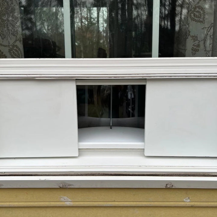 Bird Feeder with Panoramic Window Wide Angle Visibility