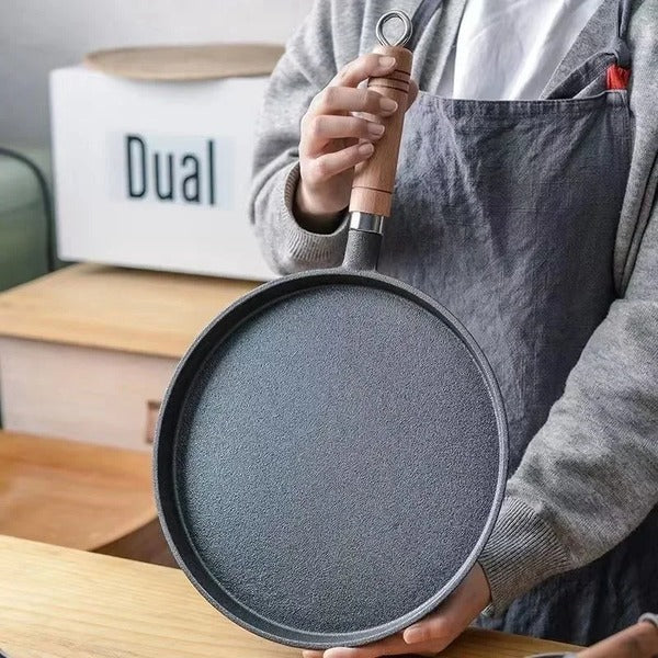 Cast Iron Pancake Pan Uncoated Compatible with Gas Induction