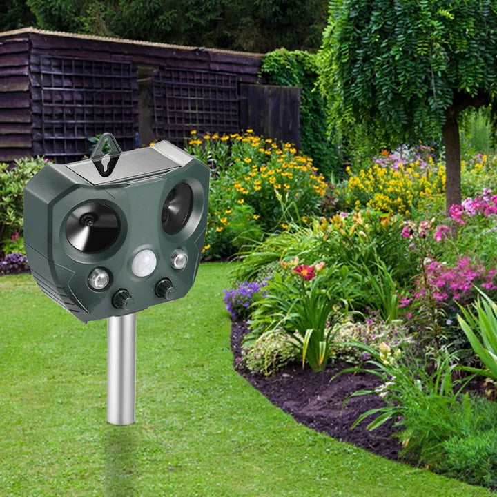 Outdoor Ultrasonic Animal Repeller Solar Powered - Lenila