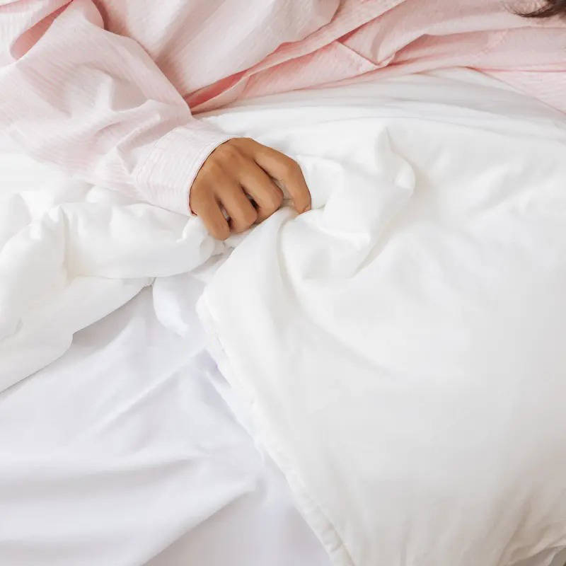 Lightweight Cooling Blanket Breathable Soft Knit Dual-Sided