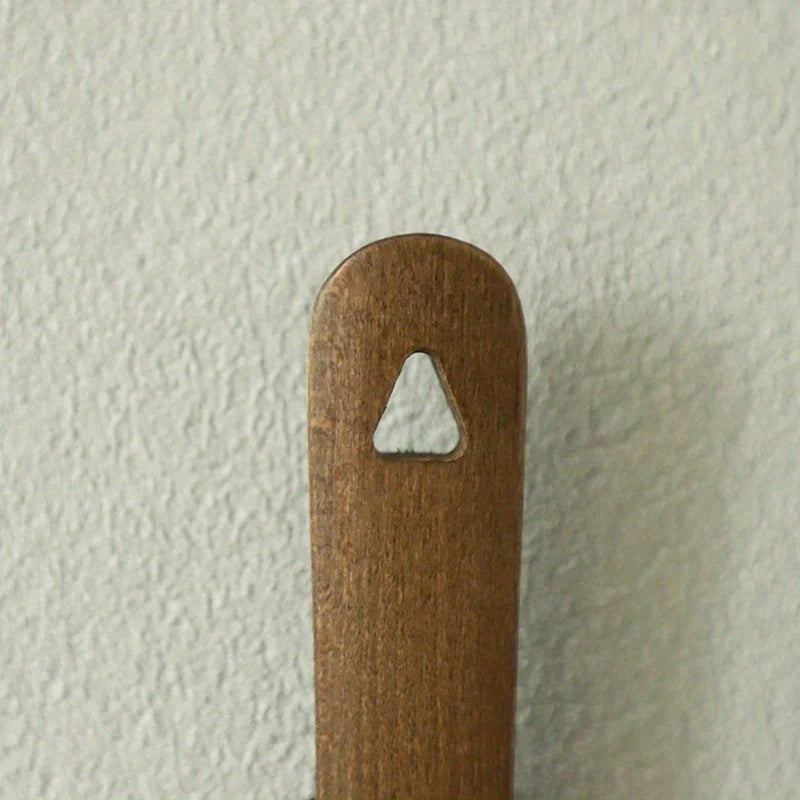 Extra Long Shoe Horn with Curved Smooth Surface and Comfortable Grip