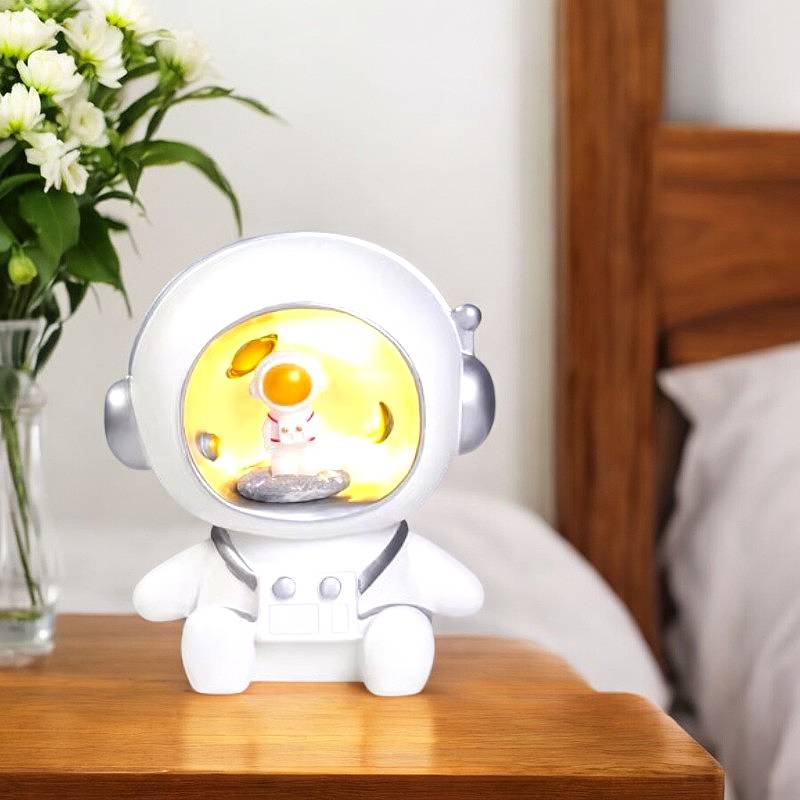 Kids 2-in-1 Astronaut Piggy Bank and Night Lamp