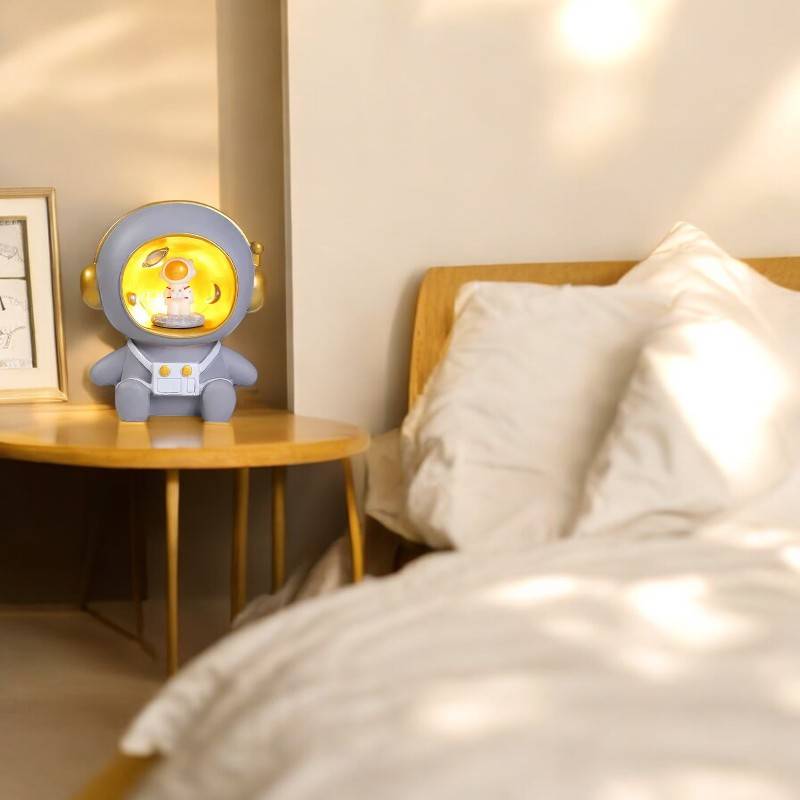 Kids 2-in-1 Astronaut Piggy Bank and Night Lamp