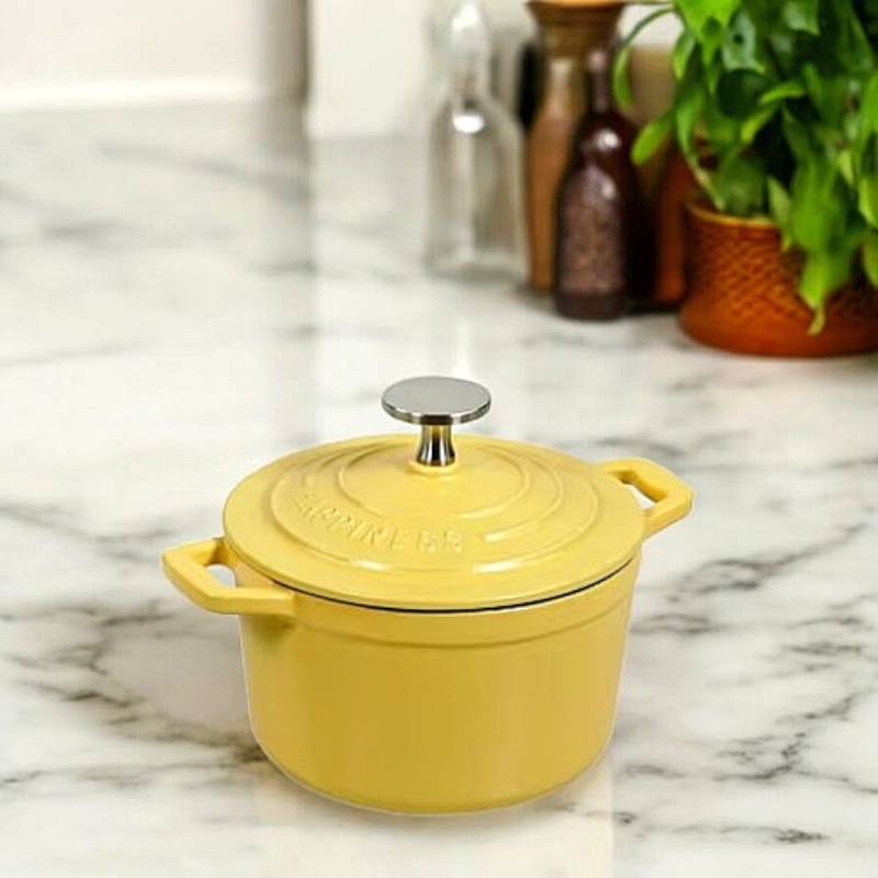 Cast Iron Mini Dutch Oven with Lid