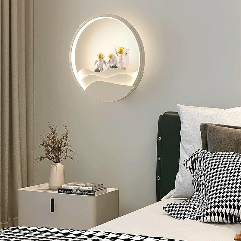 Astronaut Wall Lamp Tri-Color LED Fixture